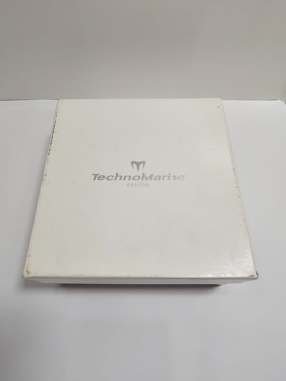Authentic TechnoMarine Cruise 110013 Watch - Includes Pink & Black Straps + Box - Picture 7 of 7